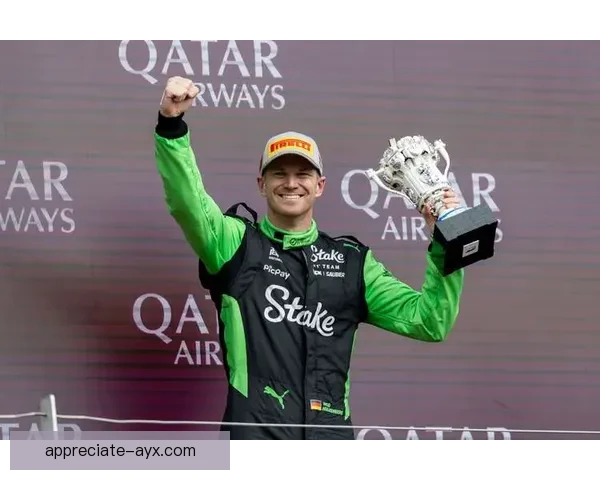 F1赛季最新动态解析各队赛车表现与车手竞争格局