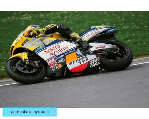 摩托GP赛事精彩回顾 本赛季冠军争夺白热化 车手状态成关键